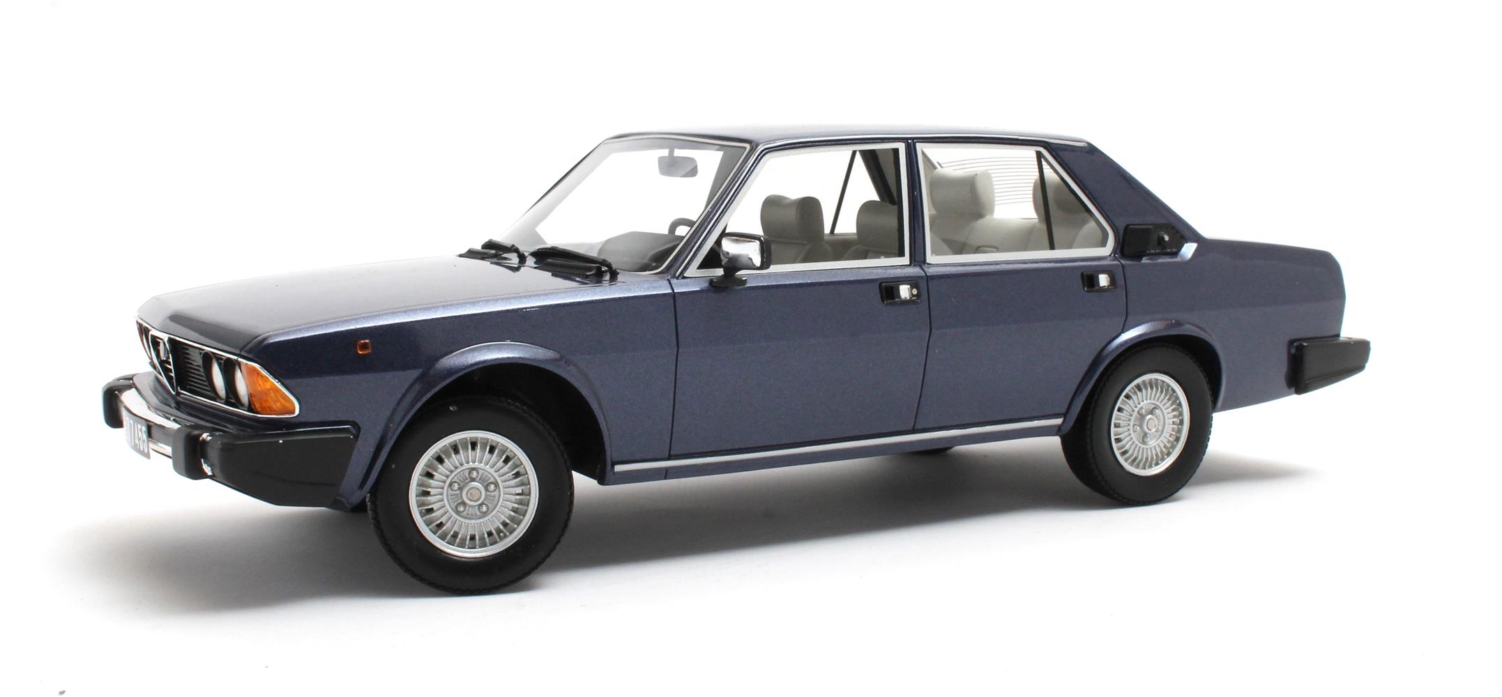 Alfa Romeo Alfa 6 2.5 1979-1983 Blauw Metallic - 1:18